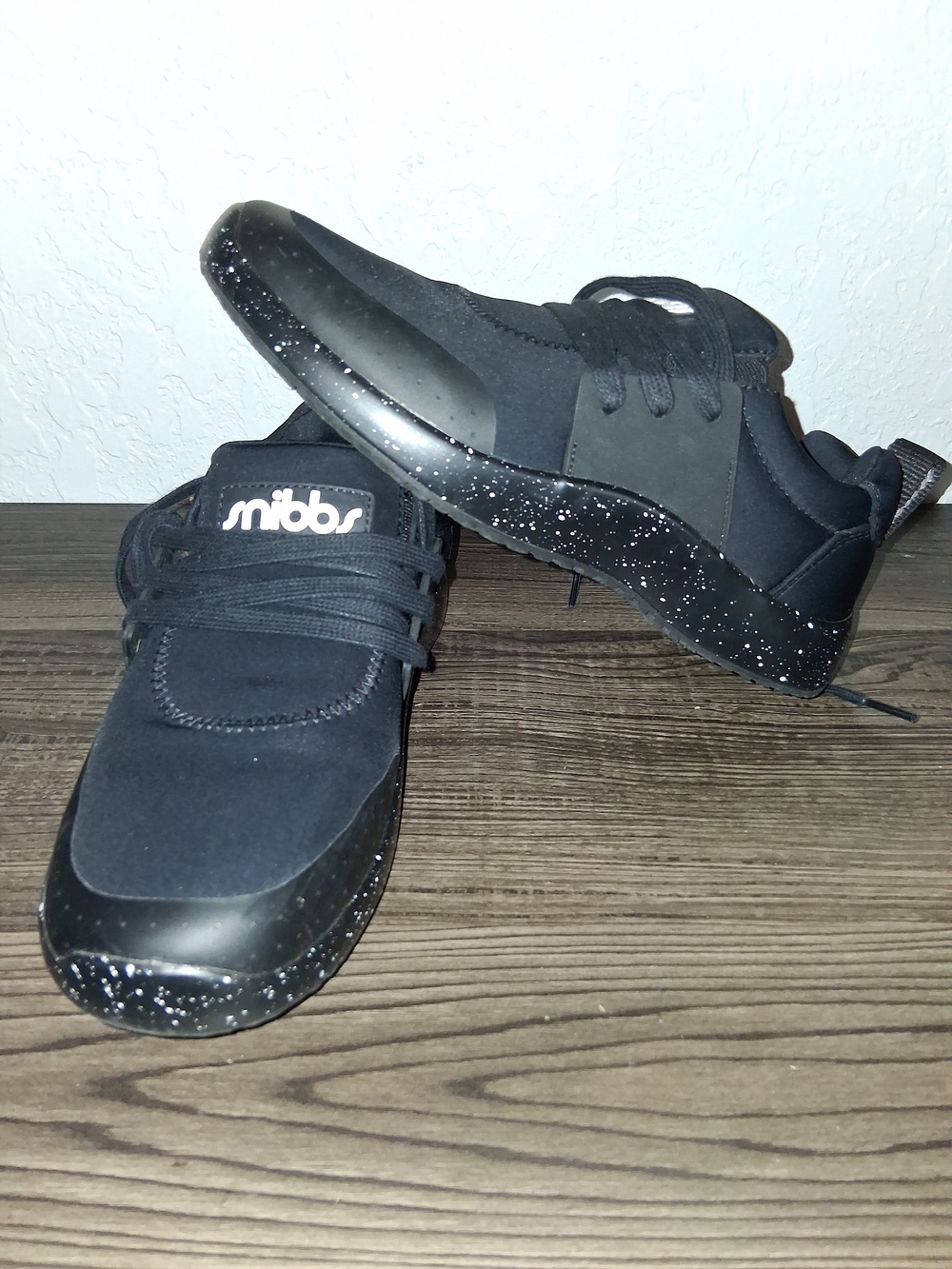 Snibbs Spacecloud Non Slip Work Shoes Womens Size 7 Black Speckle Sole Sneakers